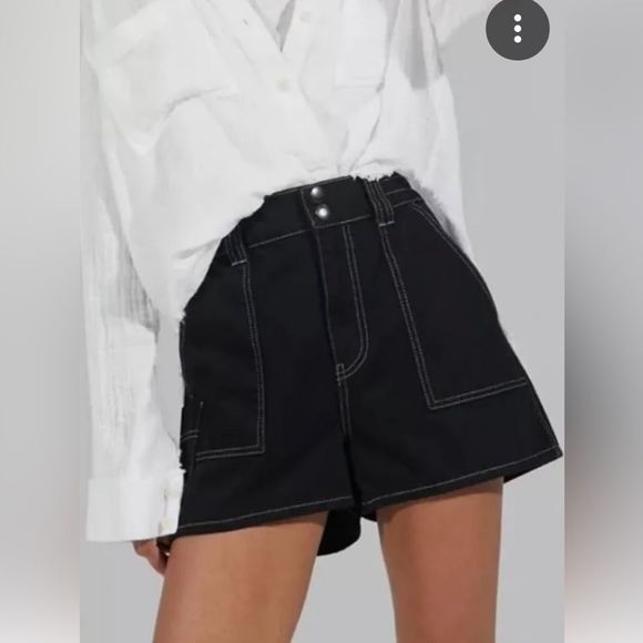 BDG Urban Outfitters Pants - BDG Urban Outfitters Black high waist Skate shorts size small.
